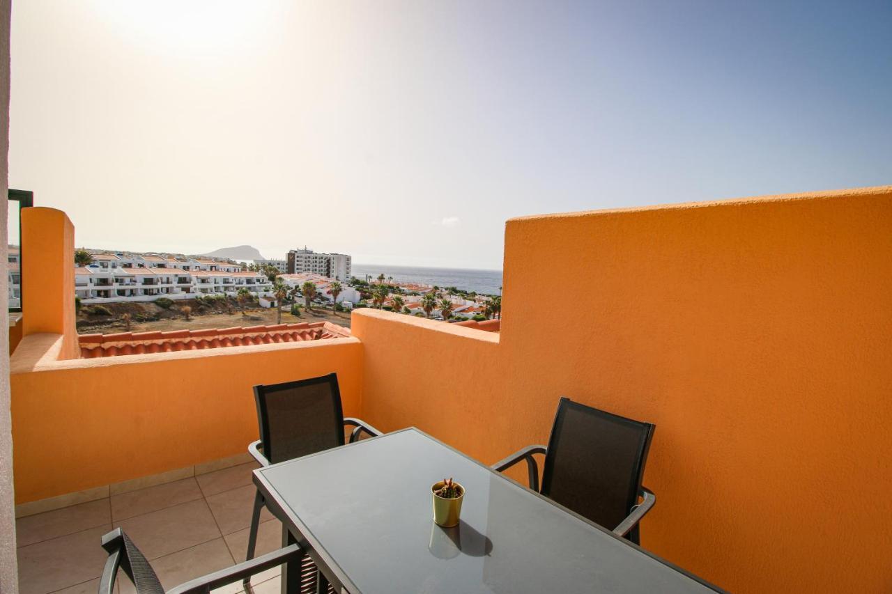 Casita Maria - Luxurious 1-Bedroom Apartment With Sea Views And Pool San Miguel de Abona Buitenkant foto